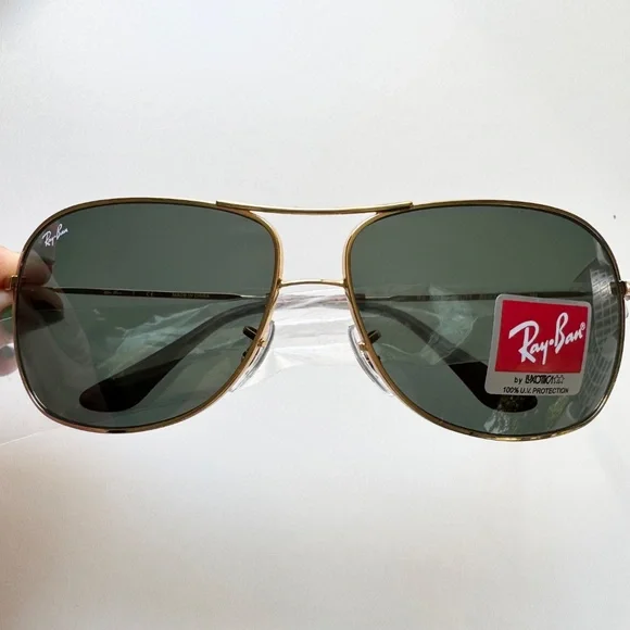 ✨NWT✨ RAY-BAN Unisex Metal Aviator Sunglasses Arista Gold Frame Green Lenses